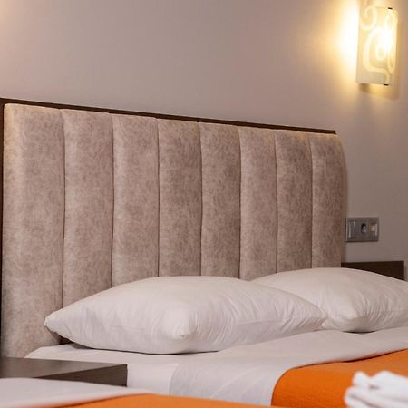 Hotel Epavlis Eleftheriadi Paralia Katerinis Bagian luar foto