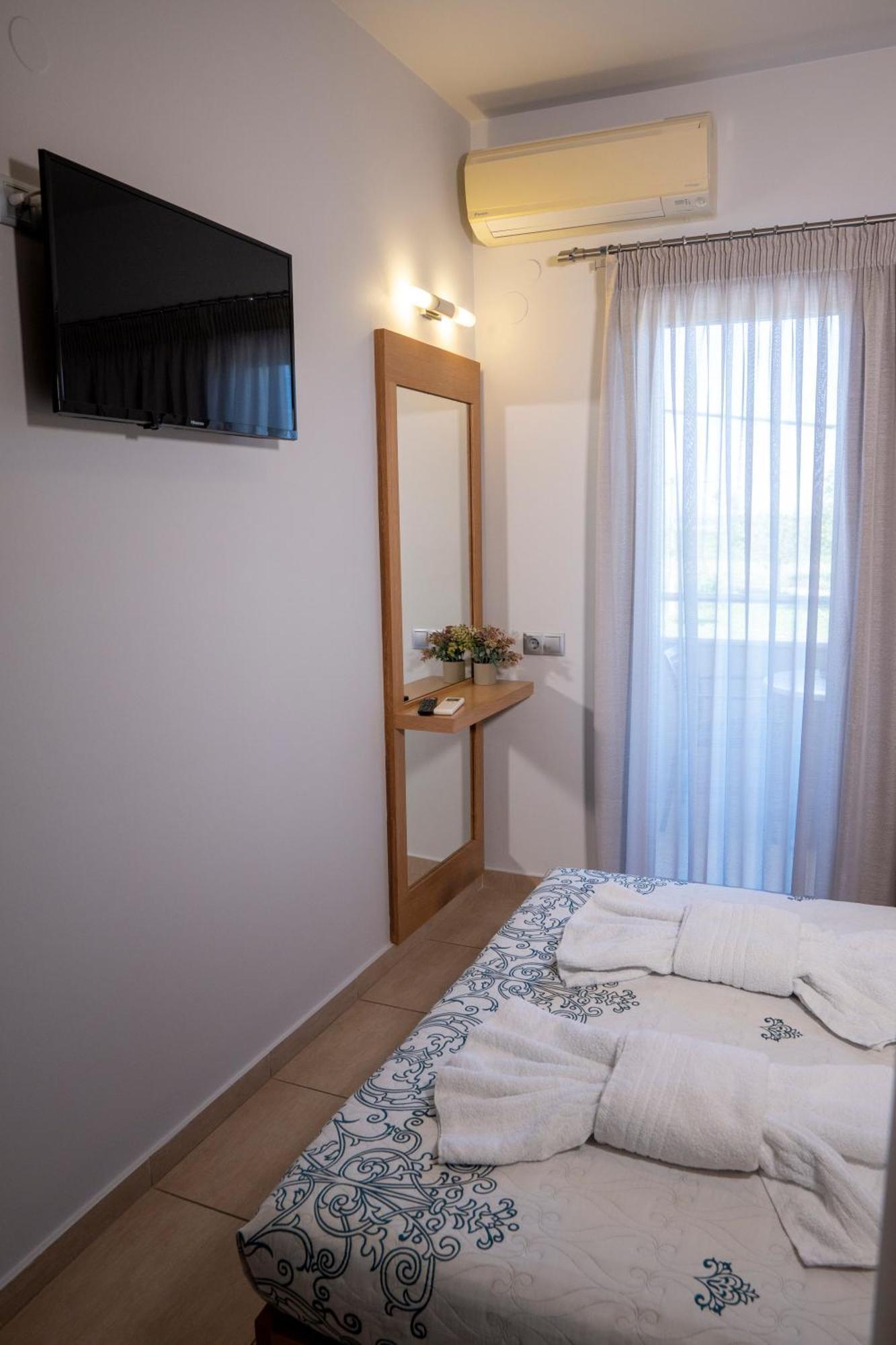 Hotel Epavlis Eleftheriadi Paralia Katerinis Bagian luar foto