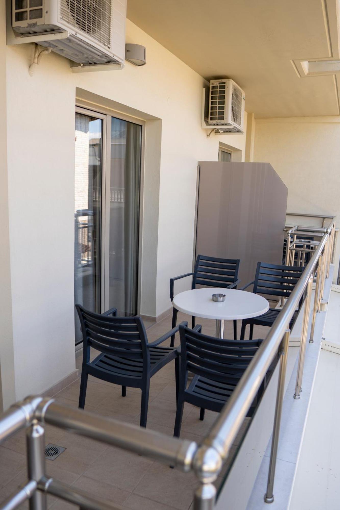 Hotel Epavlis Eleftheriadi Paralia Katerinis Bagian luar foto